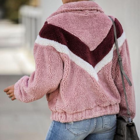 VICI Chevron Fuzzy Knit Pullover NEW! - Picture 4 of 5